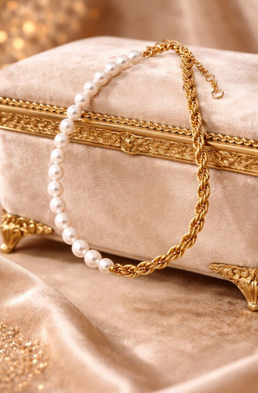 Arwen Pearl Chain Necklace