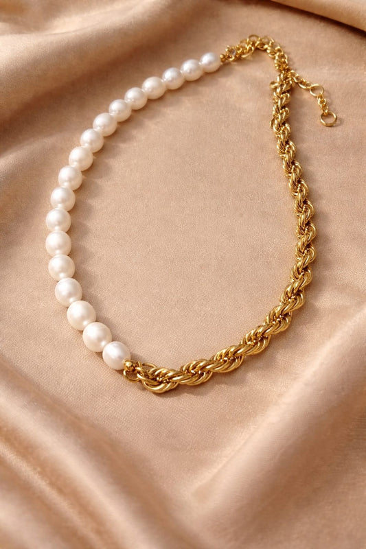 Arwen Pearl Chain Necklace